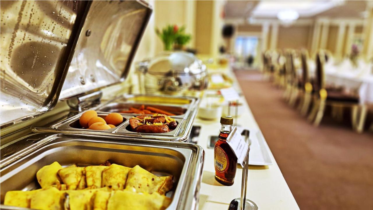 Hotel Prezydencki 3-Star Rzeszow Ngoại thất bức ảnh